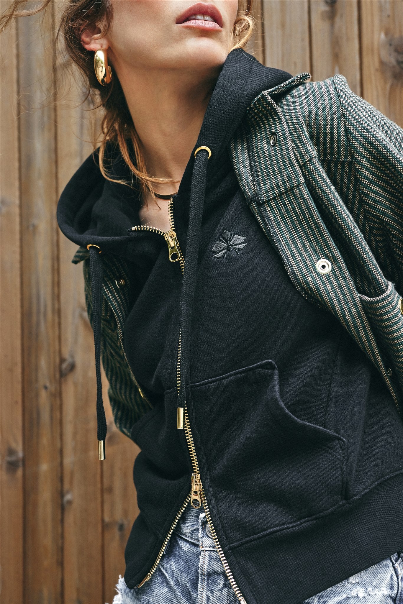 No. 1 BLACK ZIP HOODIE