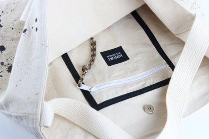 No. 5 CARRY ALL TOTE:  Natural with Black